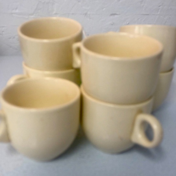 Set of 6 USA pottery ivory cappuccino cups - Picture 1 of 4